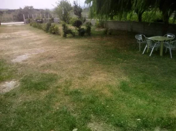 ZVËRNEC (Vlore): dhoma plazhi me qera / beach rooms to let