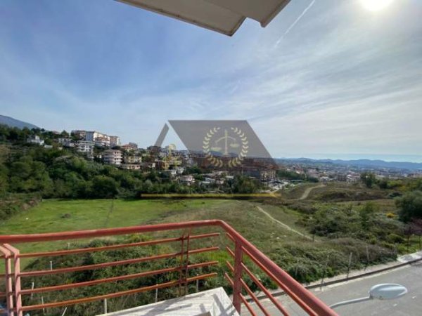 Tirane, jepet me qera 2+1+BLK 120 m² 400 Euro (Fresku)