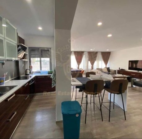 Durres, jap me qera apartament 2+1+A+BLK Kati 1, 99 m² 600 Euro (CURRILA)