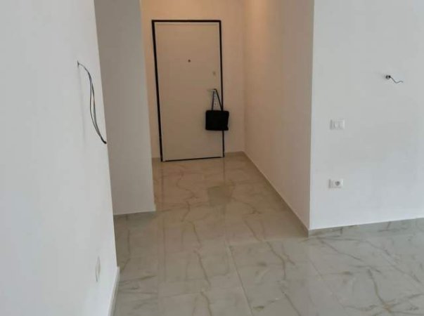 Tirane, jepet me qera apartament 2+1+BLK Kati 2, 115 m² 500 Euro (kongresi i manastirit)