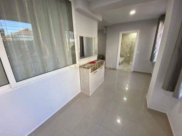 Tirane, jepet me qera apartament 1+1 Kati 1, 60 m² 500 Euro (Perball Delijorgjit)
