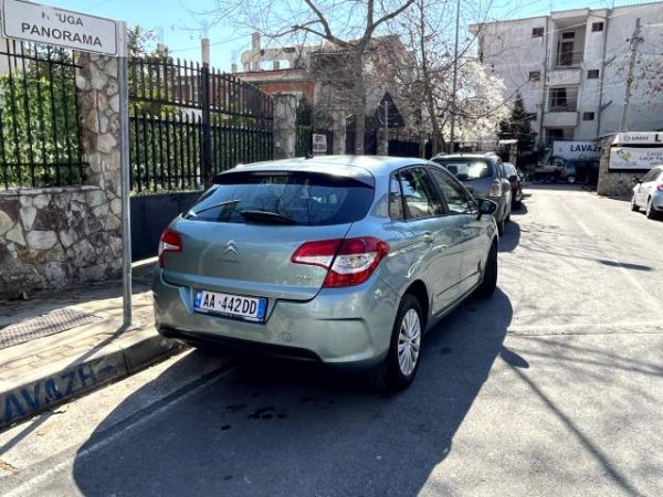 Tirane, shitet makine Citroen C4 Viti 2013, 5.900 Euro