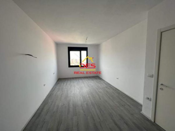 Tirane, shitet apartament 2+1+BLK Kati 8, 100 m² 110.000 Euro (Rruga Konferenca e Pezes)