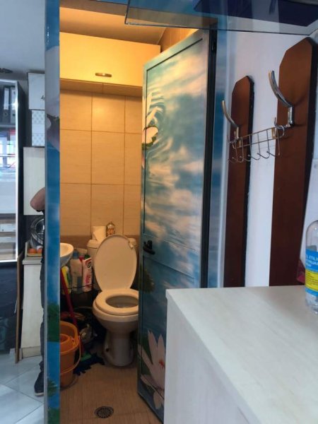 Tirane, shes Dyqan / Zyre 55.000 Euro