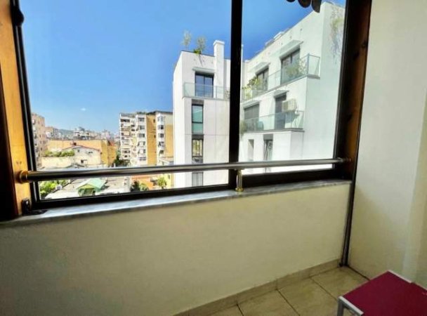 Tirane, jepet me qera apartament 2+1+BLK Kati 6, 74 m² 550 Euro (myskym shyri)