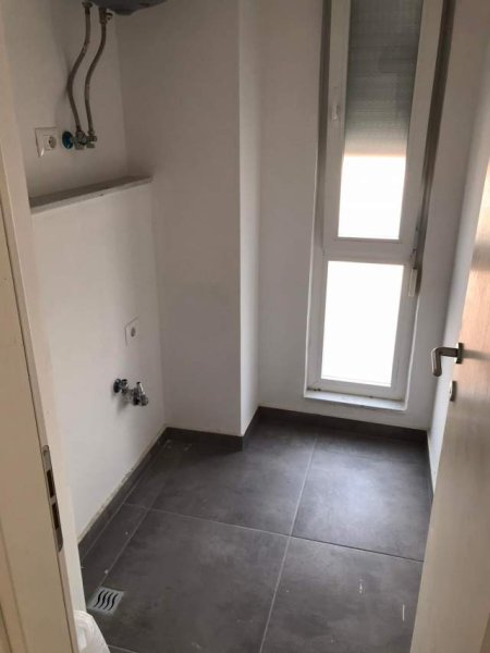 Tirane, jepet me qera apartament 2+1+A+BLK Kati 4, 87 m² 500 Euro (Kongresi i Lushnjes)