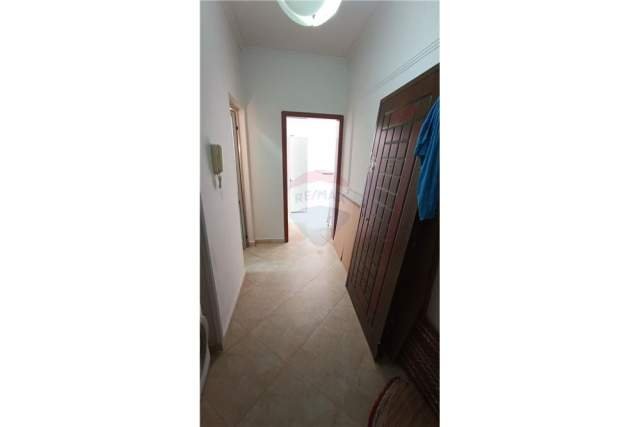Tirane, jepet me qera apartament 1+1 Kati 7, 35 m² 400 Euro (myslym shyri)