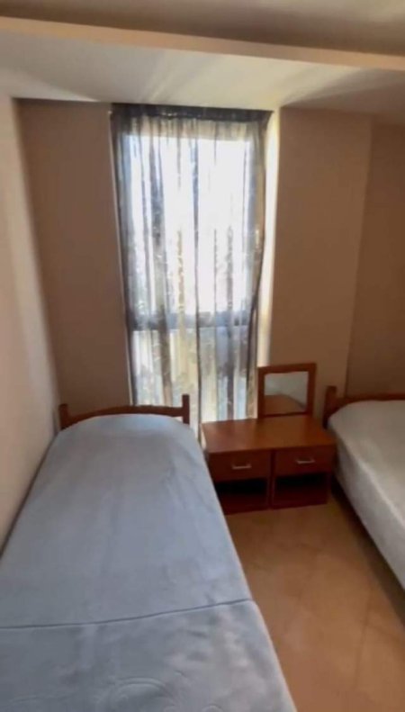 Tirane, jepet me qera apartament 2+1 Kati 2, 72 m² 600 Euro (Rruga e Durresit)