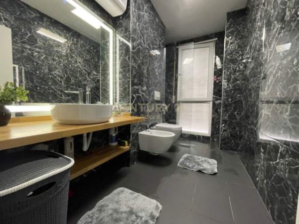 Tirane, jepet me qera apartament 2+1 Kati 1, 94 m² 600 Euro (Don Bosko)