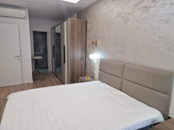 Tirane, jepet me qera apartament 2+1+BLK Kati 1, 95 m² 700 Euro (don bosko)