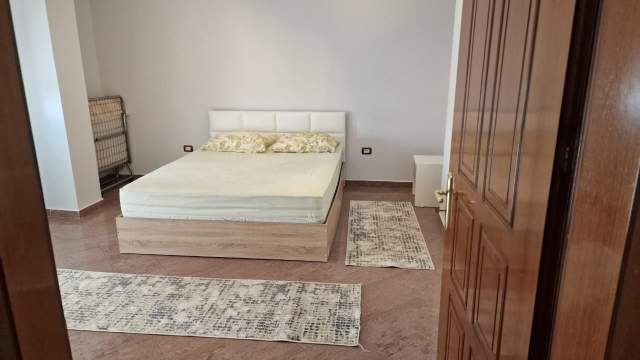 Tirane, jepet me qera apartament 2+1+BLK Kati 7, 95 m² 500 Euro (durresit)