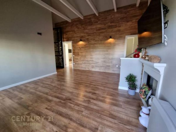 Tirane, jepet me qera apartament 3+1+BLK Kati 4, 99 m² 1.200 Euro (KOPSHTI ZOOLOGJIK)