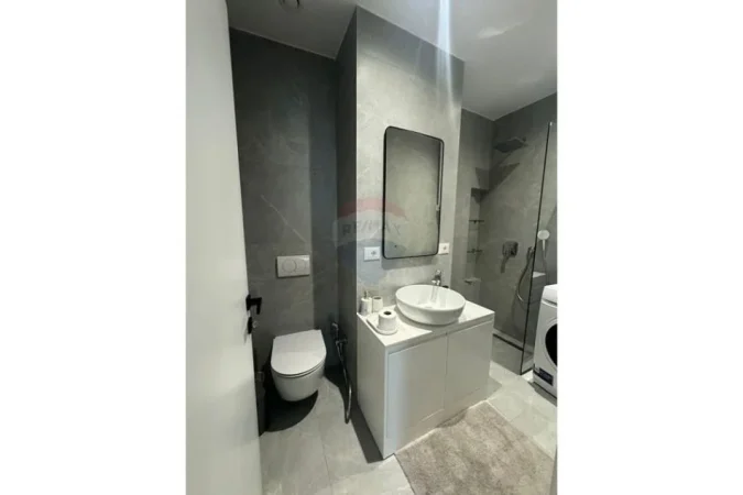 Tirane, jepet me qera apartament 2+1 , 119 m² 1.800 € (APARTAMENT 2+1 PER QIRA TEK RRUGA KOSOVAREVE)