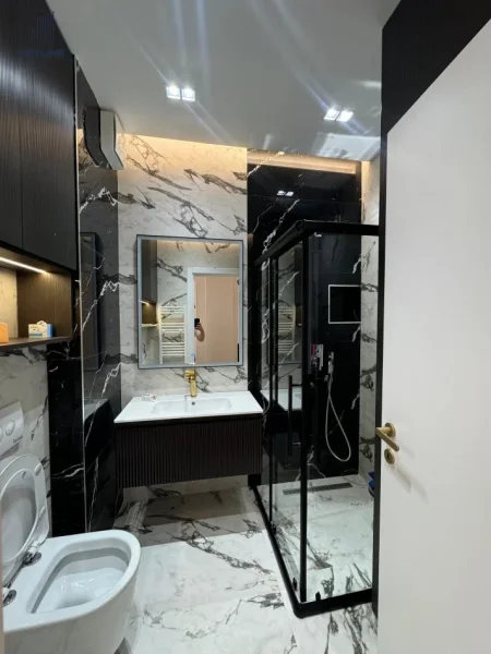 Tirane, shitet apartament 2+1+Ballkon Kati 7, 117 m² 230.000 € 