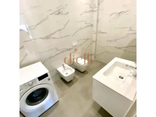 Tirane, jepet me qera apartament 2+1+Ballkon , 110 m² 1.000 € (Tirana Garden Building)