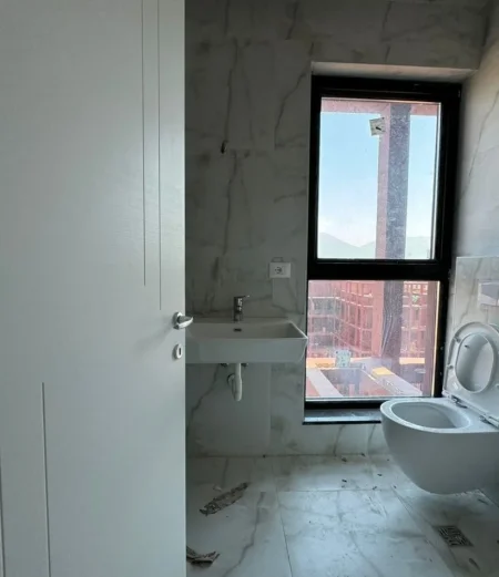 Tirane, shitet apartament 2+1 , 114 m² 251.000 € (Garden Building)