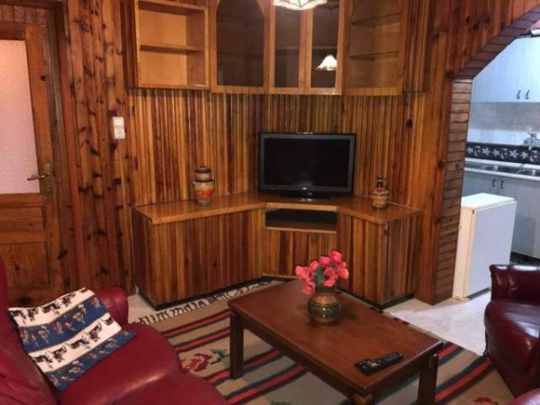 Tirane, jepet me qera apartament 1+1+Ballkon Kati 2, 65 m² 400 € (rruga e dibres , te shkolla e medresese)