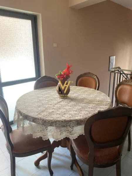 Tirane, shitet Vile 3 Katshe Kati 0, 1.150 m² 600.000 € (FRESKU , THESARI)