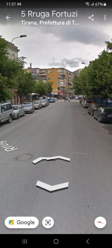 Tirane, jepet me qera ambjent biznesi Kati 0, 45 m² 350 € (Rruga fortuzi)