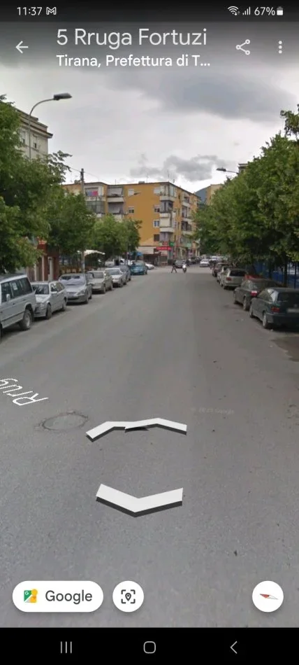 Tirane, jepet me qera ambjent biznesi Kati 0, 45 m² 350 € (Rruga fortuzi)