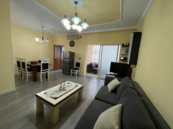Tirane, jepet me qera apartament 2+1 Kati 3, 115 m² 500 € (Mihal Grameno, Kompleksi Grand)