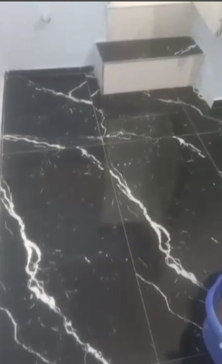 Tirane, shitet garsonier 1+1 Kati 1, 38 m² 46.500 € (Bedri karapici)