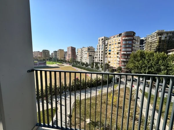 Tirane, jepet me qera ambjent biznesi , 63.33 m² 1000 € (RRUGA E KOSOVAREVE)