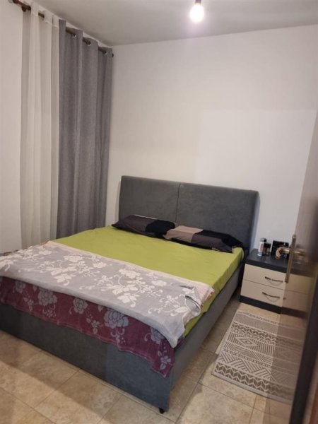 Tirane, jepet me qera apartament 1+1+Ballkon Kati 3, 55 m² 450 € (FUSHA E AVIACIONIT)