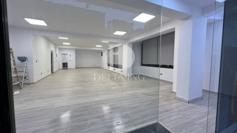 Tirane, jepet me qera ambjent biznesi Kati 0, 120 m² 1.500 € (Rruga Durresit)
