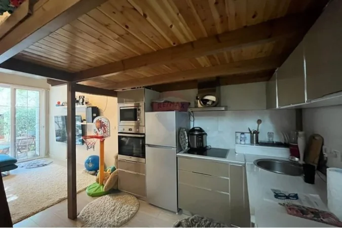 Tirane, shitet garsonier , 30 m² 54.000 € (Ali Demi)