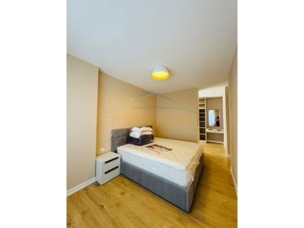 Tirane, jepet me qera apartament 2+1+Aneks+Ballkon Kati 6, 101 m² 700 € (DonBosco)