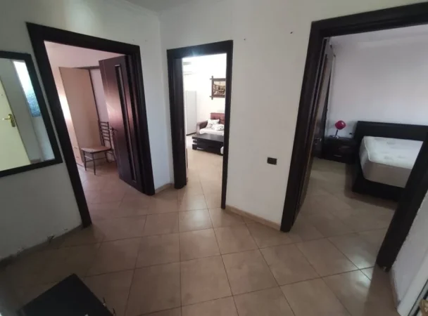 Tirane, shitet apartament 2+1 Kati 5, 75 m² 97.000 € (rruga kongresi i manastirit)
