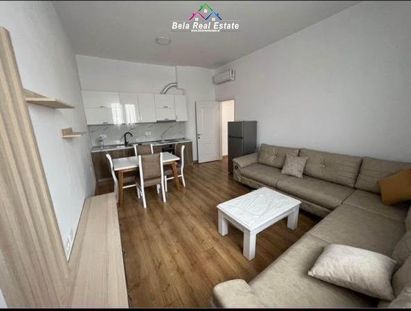 Tirane, jepet me qera Vile 2+1 Kati 1, 85 m² 350 € (kamez)