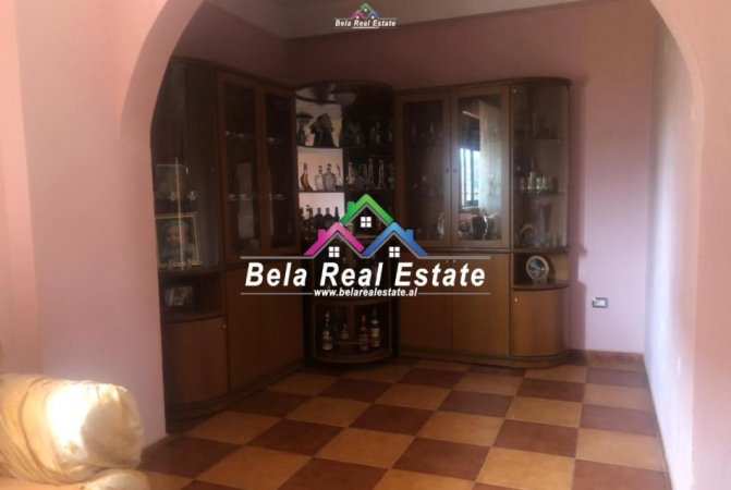Tirane, jepet me qera Vile 3 Katshe Kati 1, 750 m² 1.500 € (sauk)