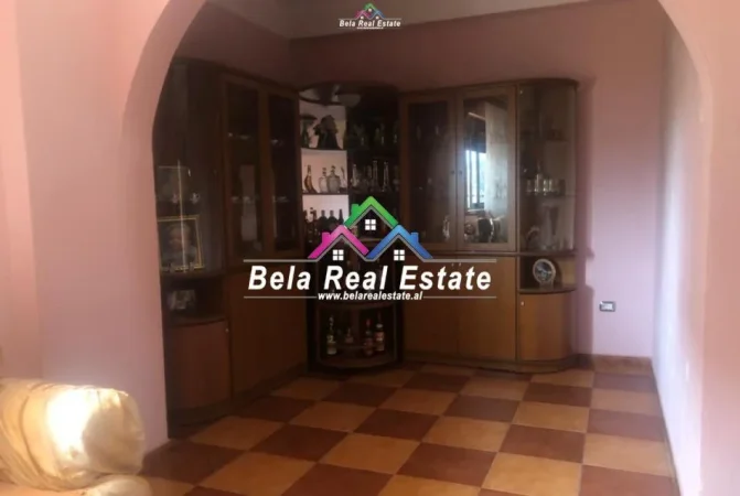 Tirane, jepet me qera Vile 3 Katshe Kati 1, 750 m² 1.500 € (sauk)