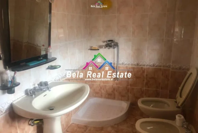 Tirane, jepet me qera Vile 3 Katshe Kati 1, 750 m² 1.500 € (sauk)