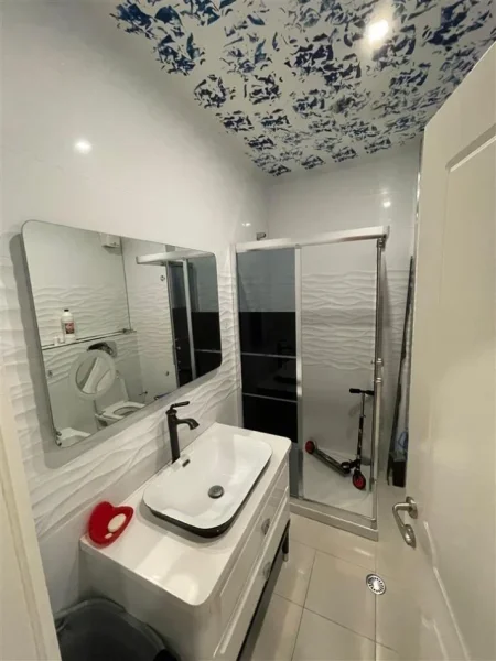 Tirane, shitet apartament 2+1+Ballkon Kati 3, 115 m² 215.000 € (Liqeni i Thate)