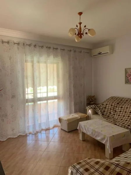 Tirane, jepet me qera apartament 2+1 Kati 2, 110 m² 350 € (Rruga Haki Stermilli)