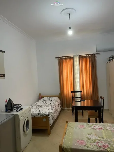 Tirane, jepet me qera garsonier 1+1 Kati 5, 35 m² 300 € (5 maji)