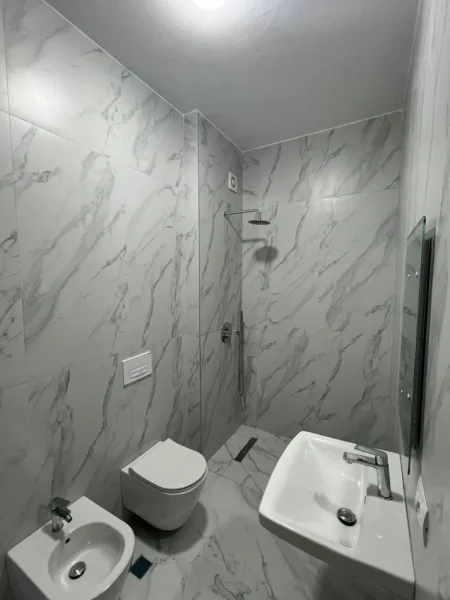 Tirane, jepet me qera apartament 1+1+Aneks+Ballkon Kati 5, 400 € (Pasho Hysa)