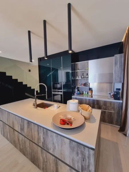 Dhermi - Palase, shitet Vile 3+1 , 200 m² (Green Coast Palase)