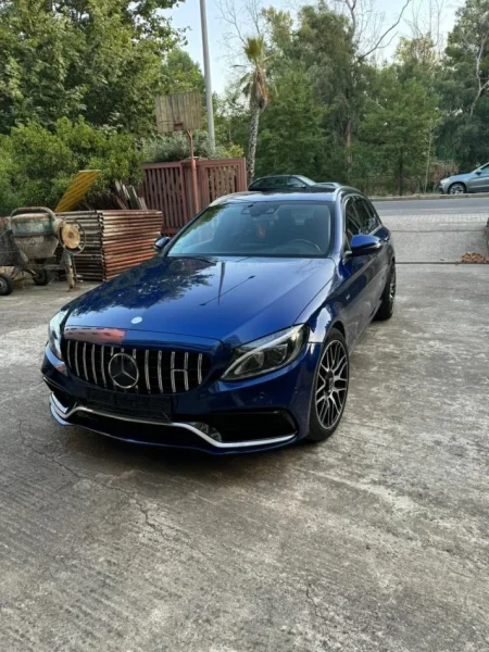 OKAZION Durres, shitet Mercedes Benz C220 2016 Look AMG , Nafte ,automatik 16000€