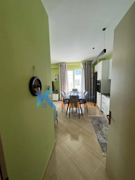 Tirane, shes apartament 2+1+Ballkon Kati 6, 85 m² 132.000 € (Jordan Misja, kompleksi Gener 2)