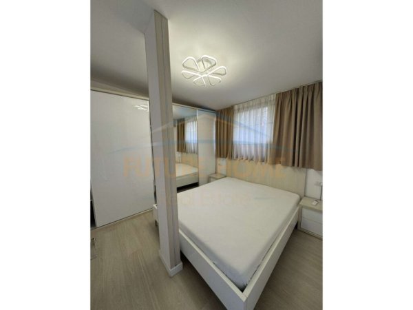 Tirane, jepet me qera apartament 1+1+Ballkon Kati 1, 55 m² 500 € (Komuna e Parisit)