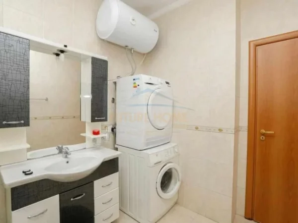 Tirane, jepet me qera apartament 3+1+Ballkon Kati 11, 147 m² 800 € (Bulevardi Gjergj Fishta)