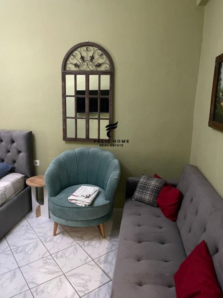 Tirane, jepet me qera apartament 1+1+Ballkon Kati 2, 60 m² 600 € (BULEVARDI ZOGU I)