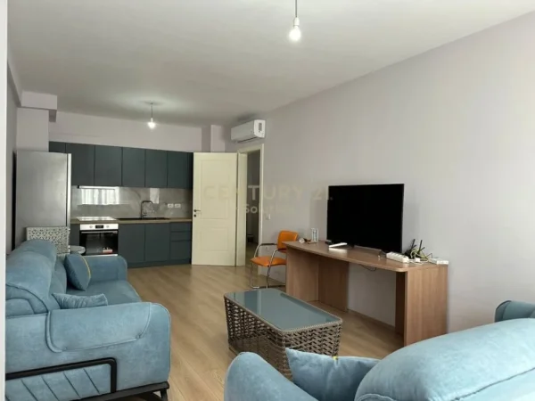 Tirane, jepet me qera apartament 1+1 Kati 1, 67 m² 450 € (SIMA COM)