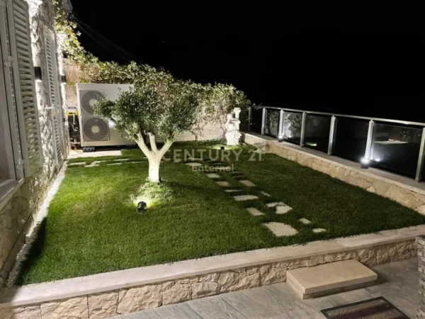 Tirane, shes apartament+verande | Penthouse 3+1+Aneks+Ballkon Kati 5, 169 m² 400.000 € (Liqeni i Thate)