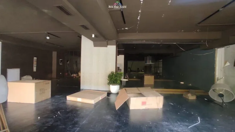 Tirane, jepet me qera ambjent biznesi Kati 2, 350 m² 4.500 € (bllok)