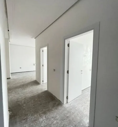 Tirane, shitet apartament 2+1 , 96 m² 170.000 € (Gjimnazi P\)
